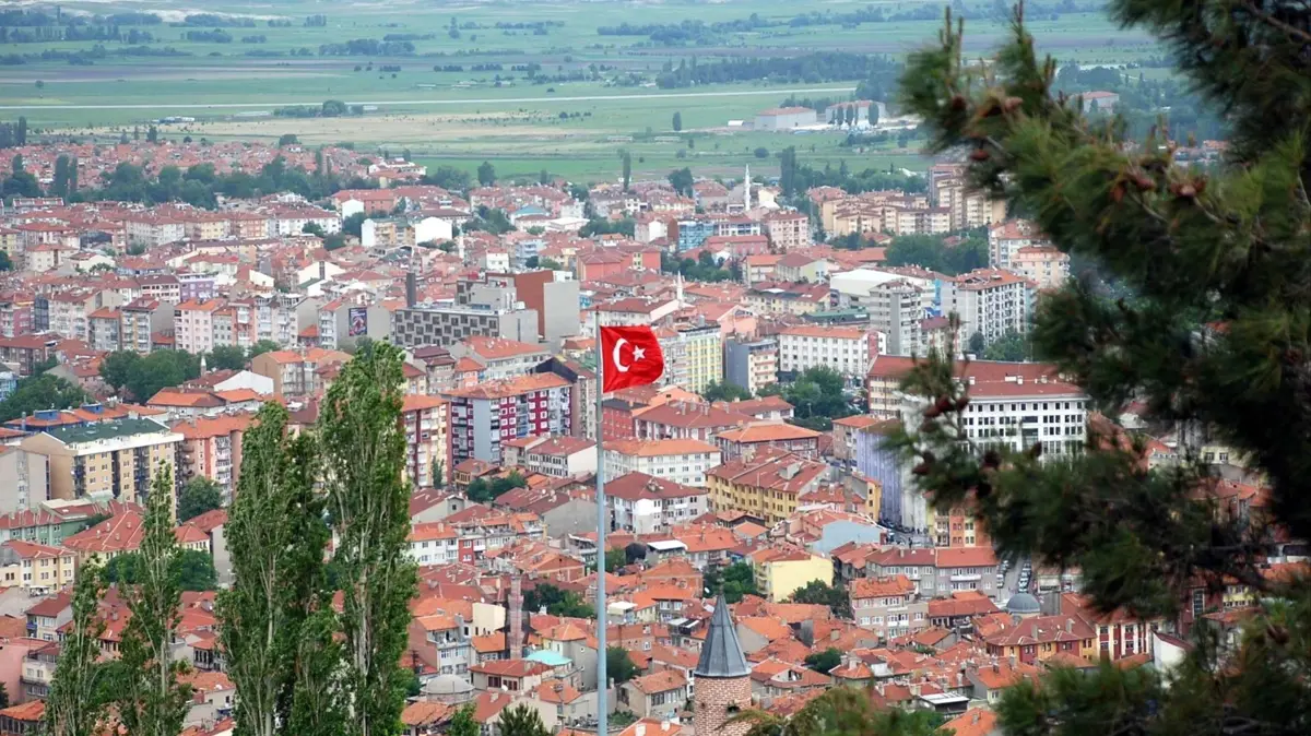 Binlerce yıllık tarih ve şifalı sular... Bu şehir herkesi kendine çekiyor!