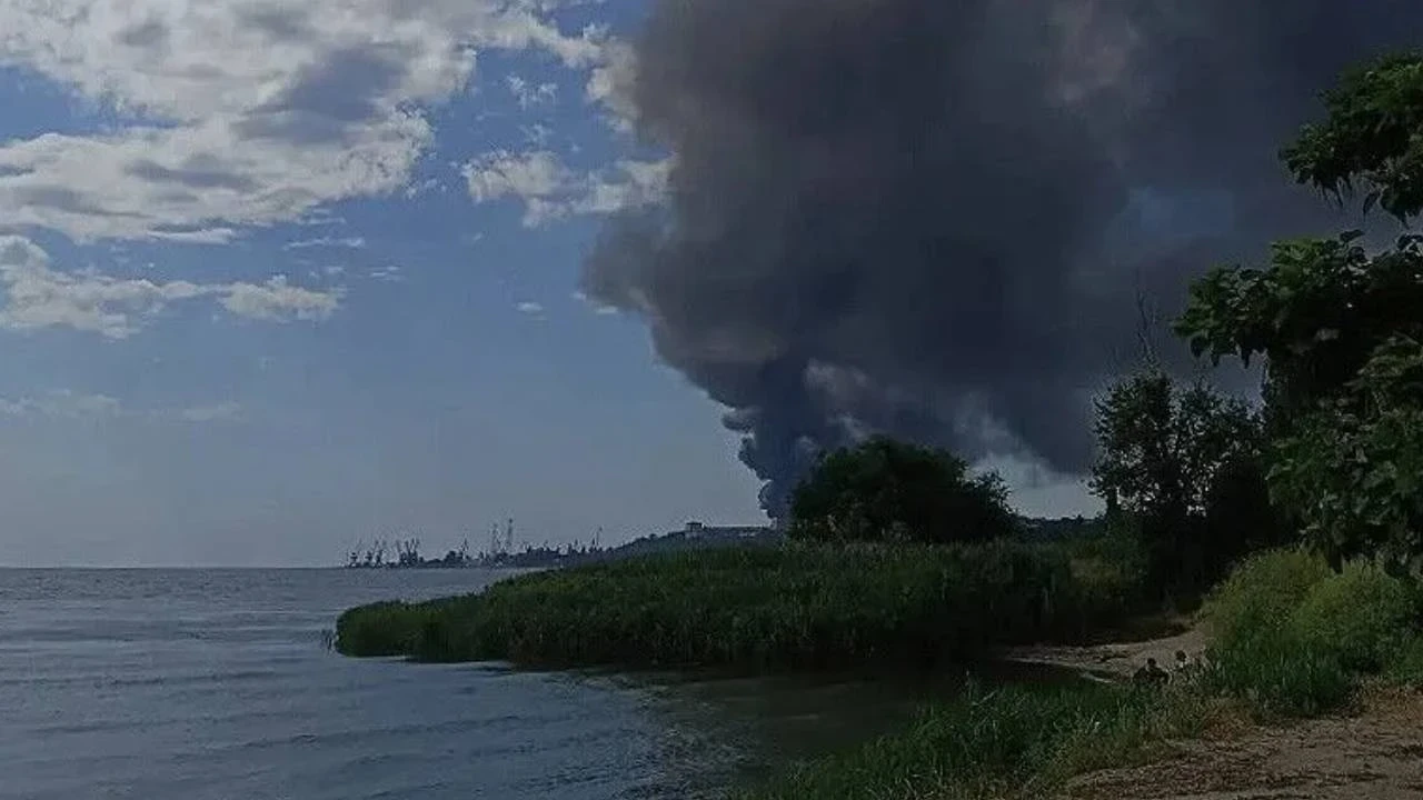 Rus füzeleri Ukrayna limanlarını vurdu