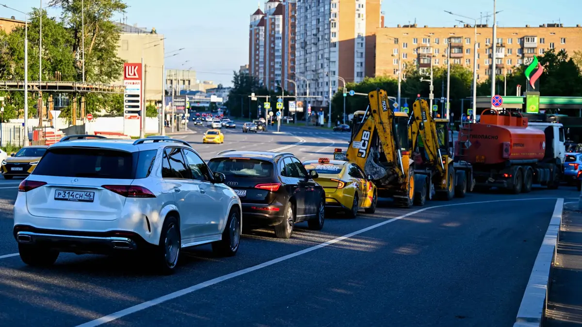 Petrol zengini Rusya'da akaryakıt krizi: Nasıl oldu da bu noktaya gelindi? İşte araç kuyruklarını oluşturan 5 temel neden...