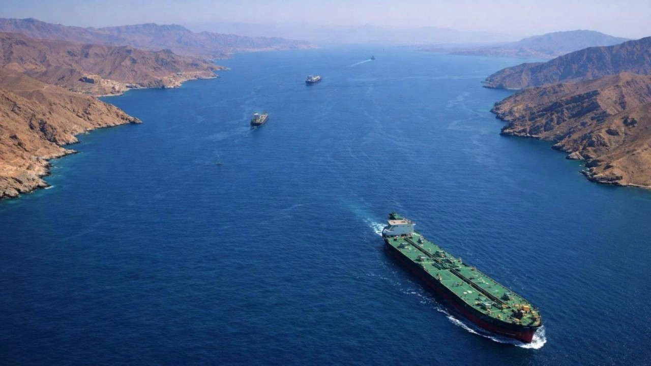 Hürmüz’de gizli diplomasi: ABD ve İran iletişim hattı kuruldu