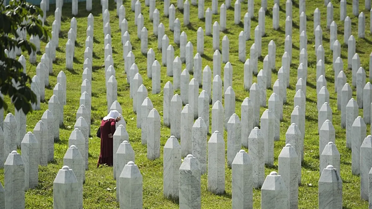 Srebrenitsa’da dinmeyen acı: Türkiye’den Unutturmayacağız mesajı