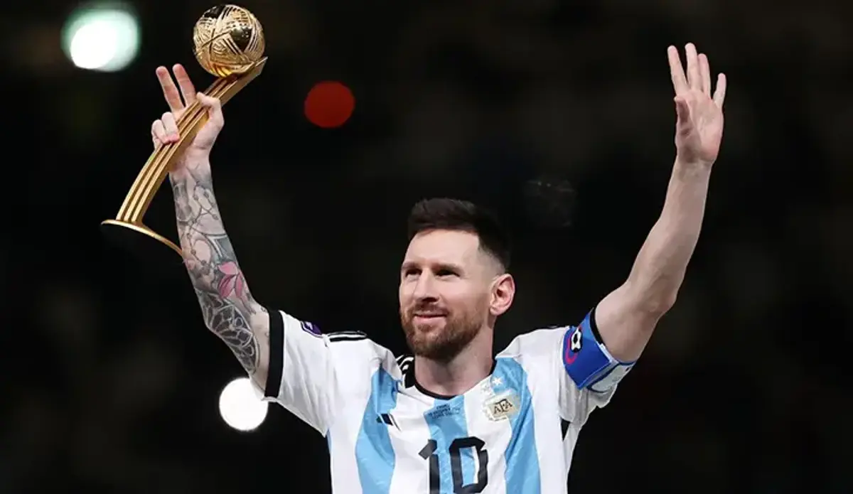 Dünya Kupası'nın iki 'Altın Top'a sahip tek oyuncusu Messi