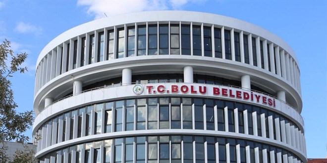 Bolu Belediyesi'ne bir operasyon daha: Özel kalem müdürü gözaltına alındı