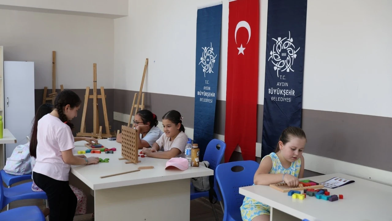 Minik zihinler Aydın Büyükşehir’in eğitimleriyle güçleniyor