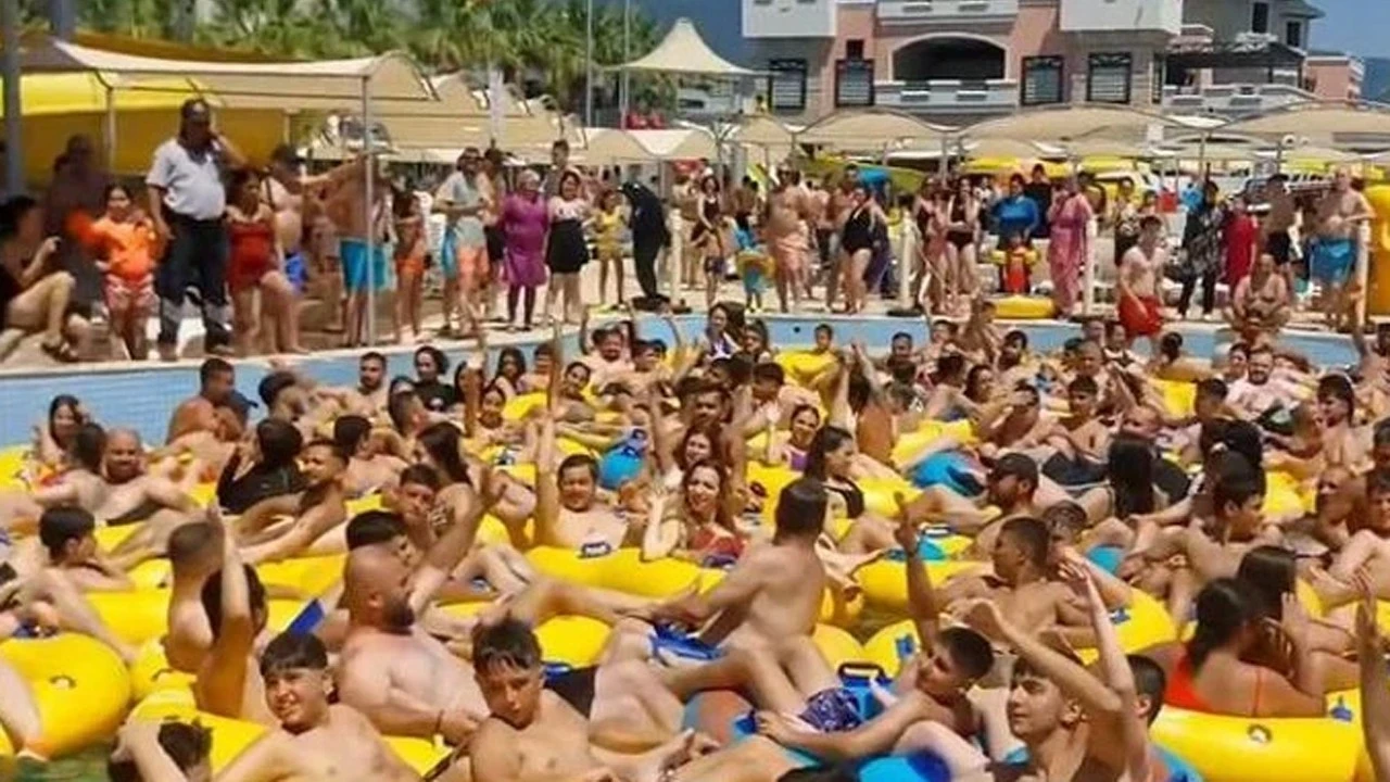 Turizmin incisinde Hindistan manzarası! Adım atacak yer kalmadı