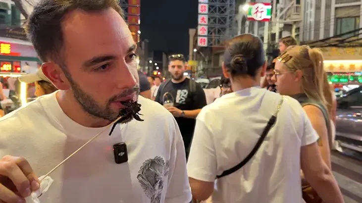 Kuralsız Sokaklar'da akrep menüsü! Tayland'ın sırlarını keşfetti