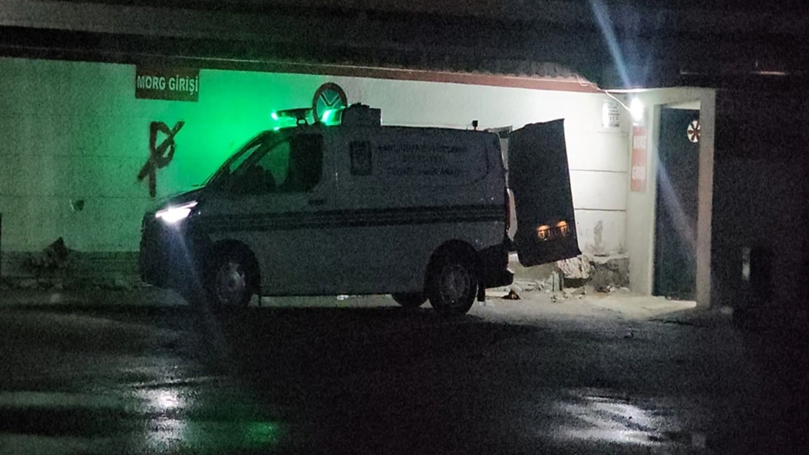 Şanlıurfa’da feci kaza! Otomobil şarampole devrildi: 3 ölü, 1 yaralı