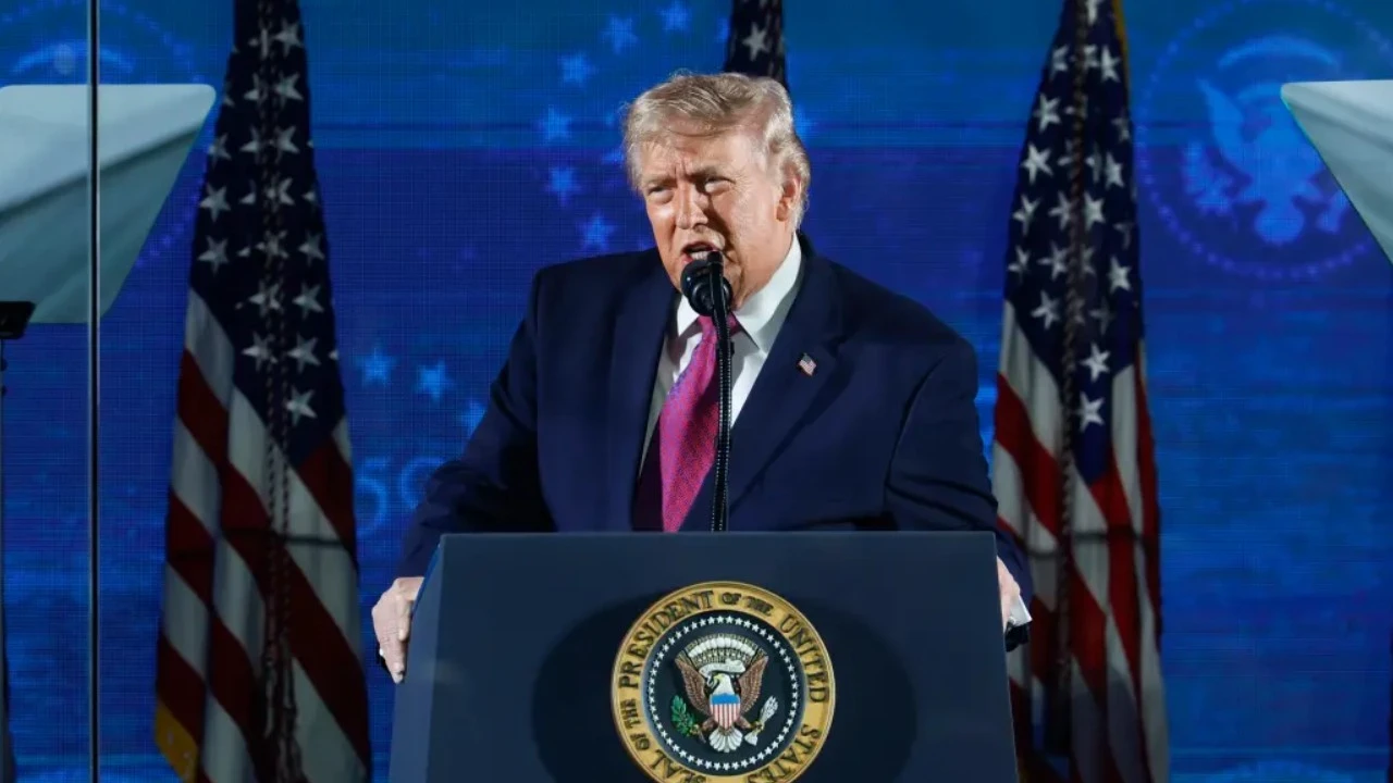 Trump seçim startını verdi: Amerika asla komünist bir ülke olmayacak