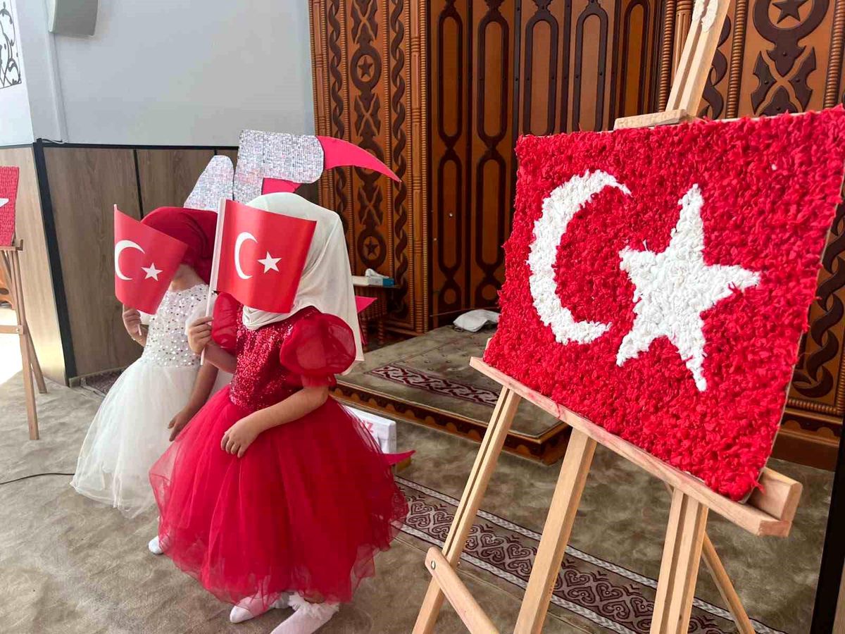 Şehitler için hatim ve anma programı düzenlendi