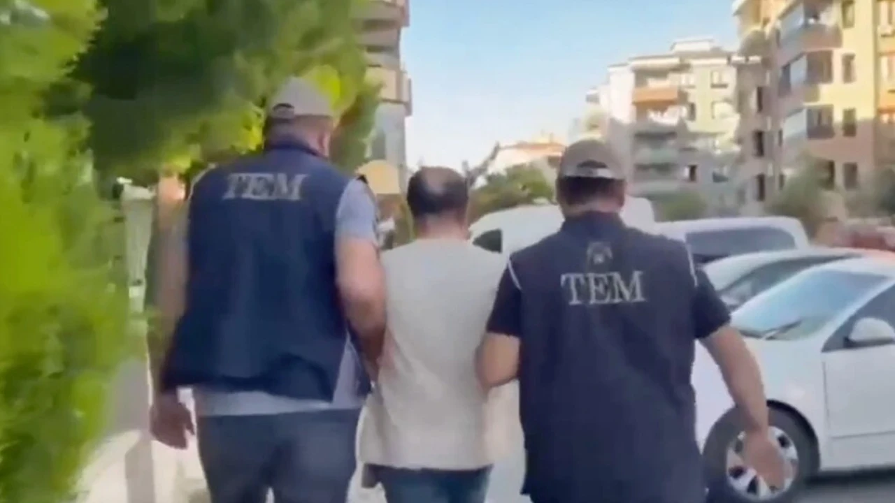 FETÖ’ye büyük darbe: 42 ildeki dev operasyonda 128 şüpheli tutuklandı