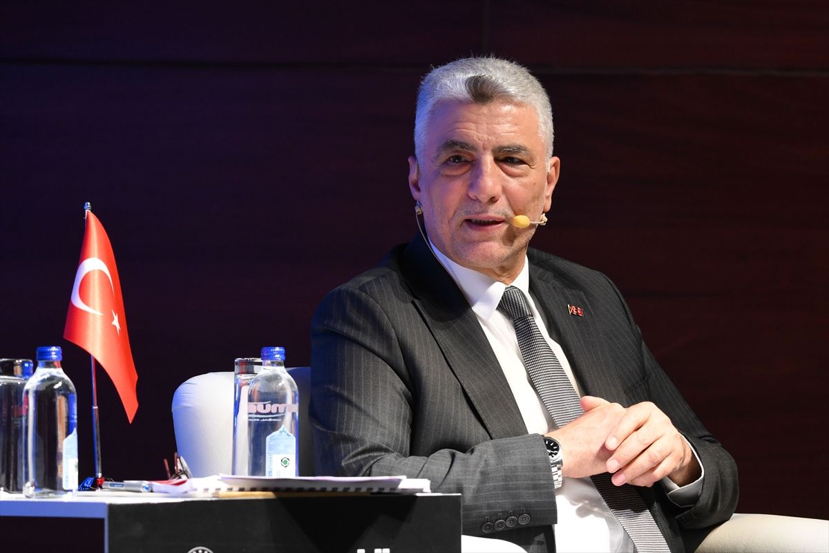Ticaret Bakanı Ömer Bolat "Ticarette Milli Vizyon Zirvesi"nde konuştu Açıklaması