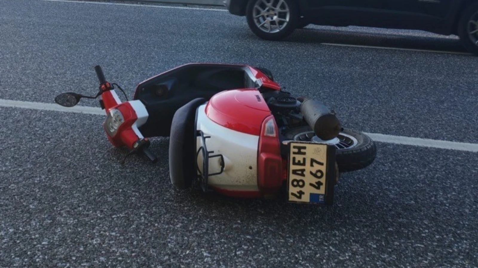 Muğla'da motosiklet sürücüsü can verdi