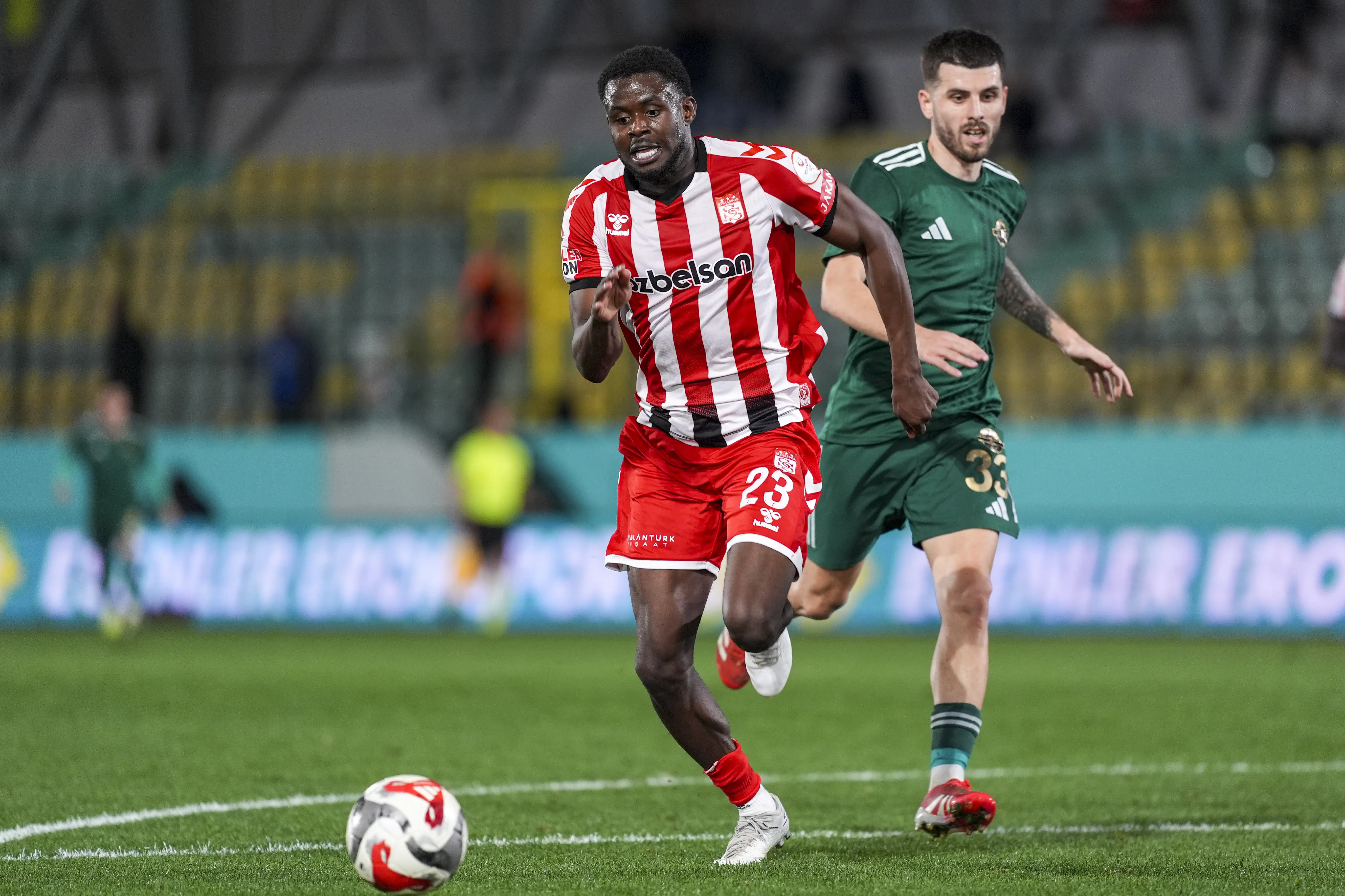 Sivasspor, Kimpioka ile yolları ayırdı