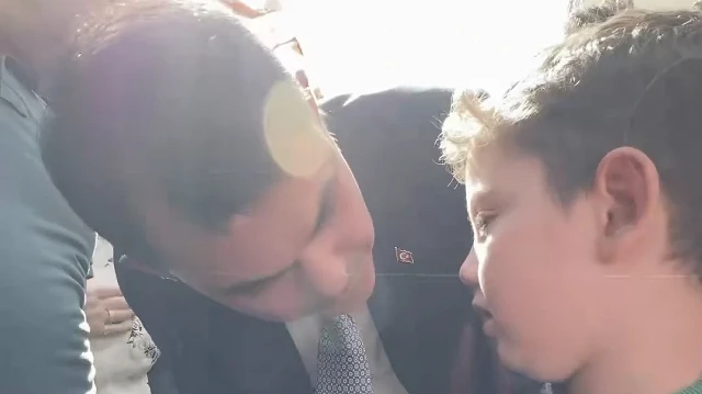 Bakan Kurum'dan anlamlı paylaşım: Yakında Üzümlü Köyü’nde Muzaffer’in yeni evine misafir olacağım
