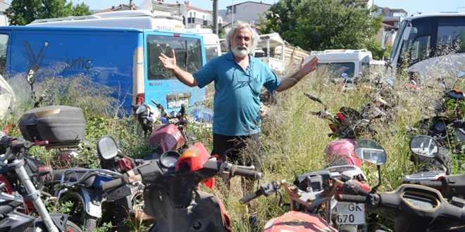 Yediemin otoparkında yer kalmadı: 25 yıldır bekleyen araçlar var