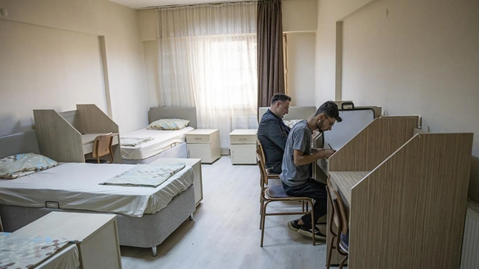 İBB öğrenci yurtlarına yüzde 35 zam