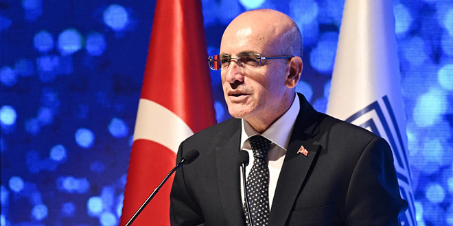 Bakan Şimşek: İstihdamda aylık 285 bin kişilik artış oldu