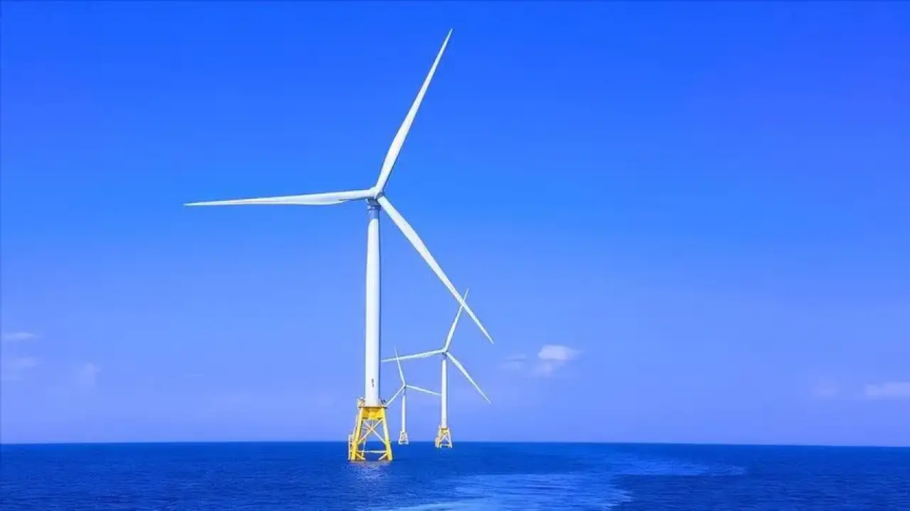 AB'den Fransa'nın 63 milyar avroluk rüzgar enerjisi planına onay