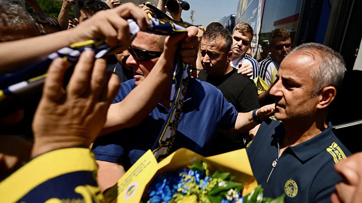 SON DAKİKA | Fenerbahçe'nin kamp kadrosu açıklandı! Adem Yeşilyurt ve Çağrı Balta sürprizi…