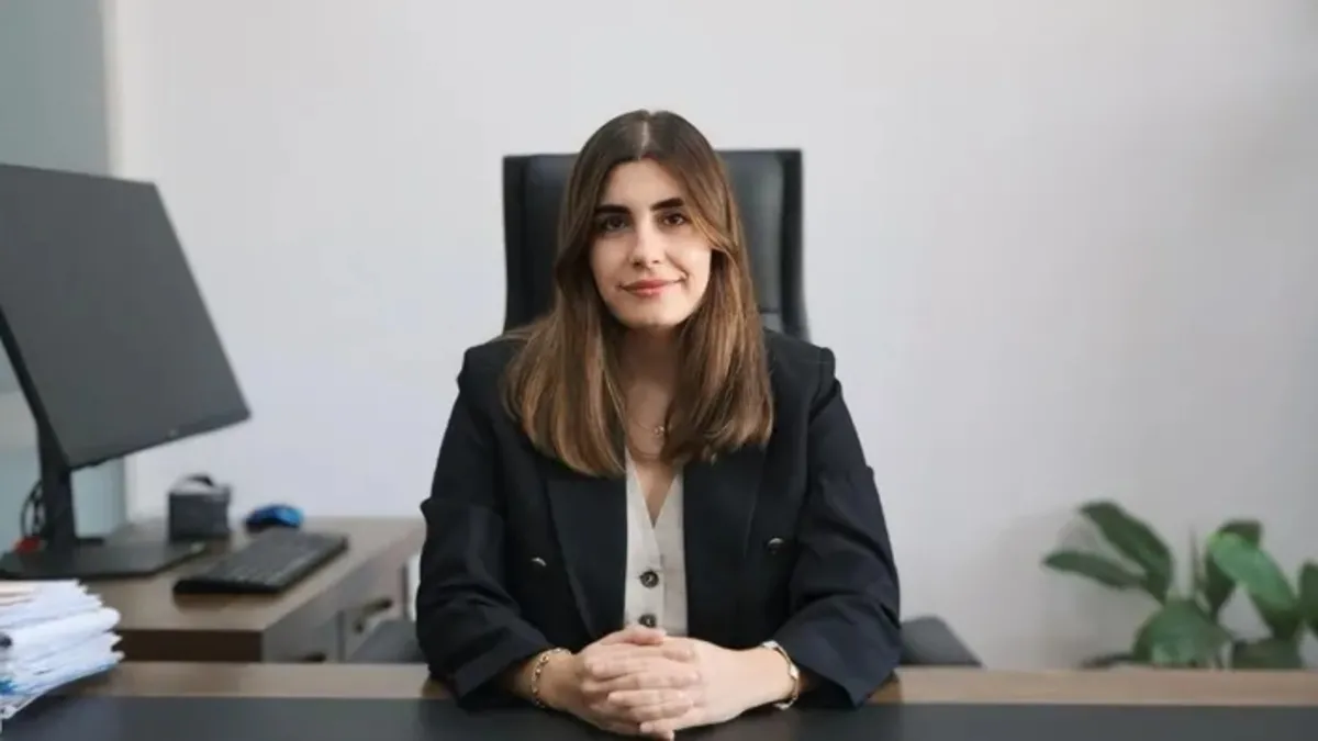 Seferihisar Belediyesi'ne yönelik operasyonda yeni gelişme! İmar Müdürü Esin Uysal tutuklandı