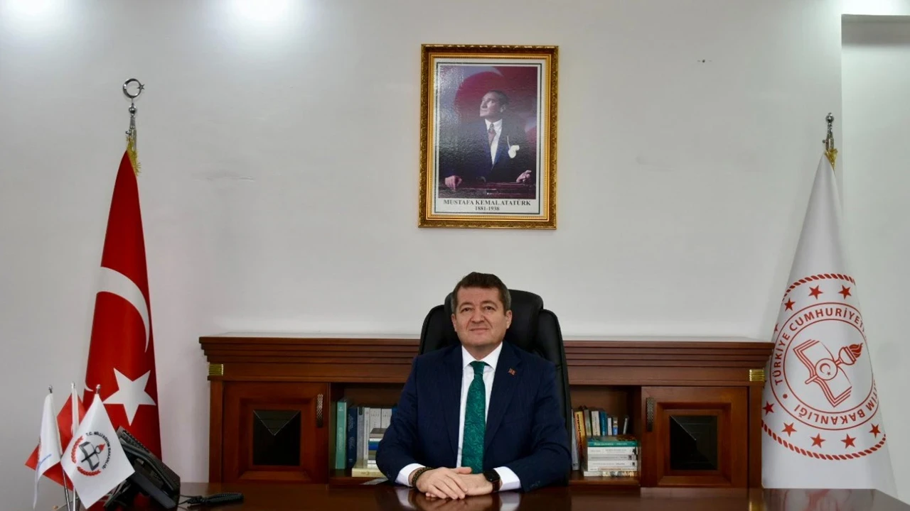 İl Milli Eğitim Müdürü Şimşek öğrencilere seslendi