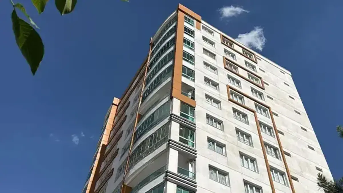 Evinin balkonundan atlayan çocuk öldü! Sınavı kötü geçmiş