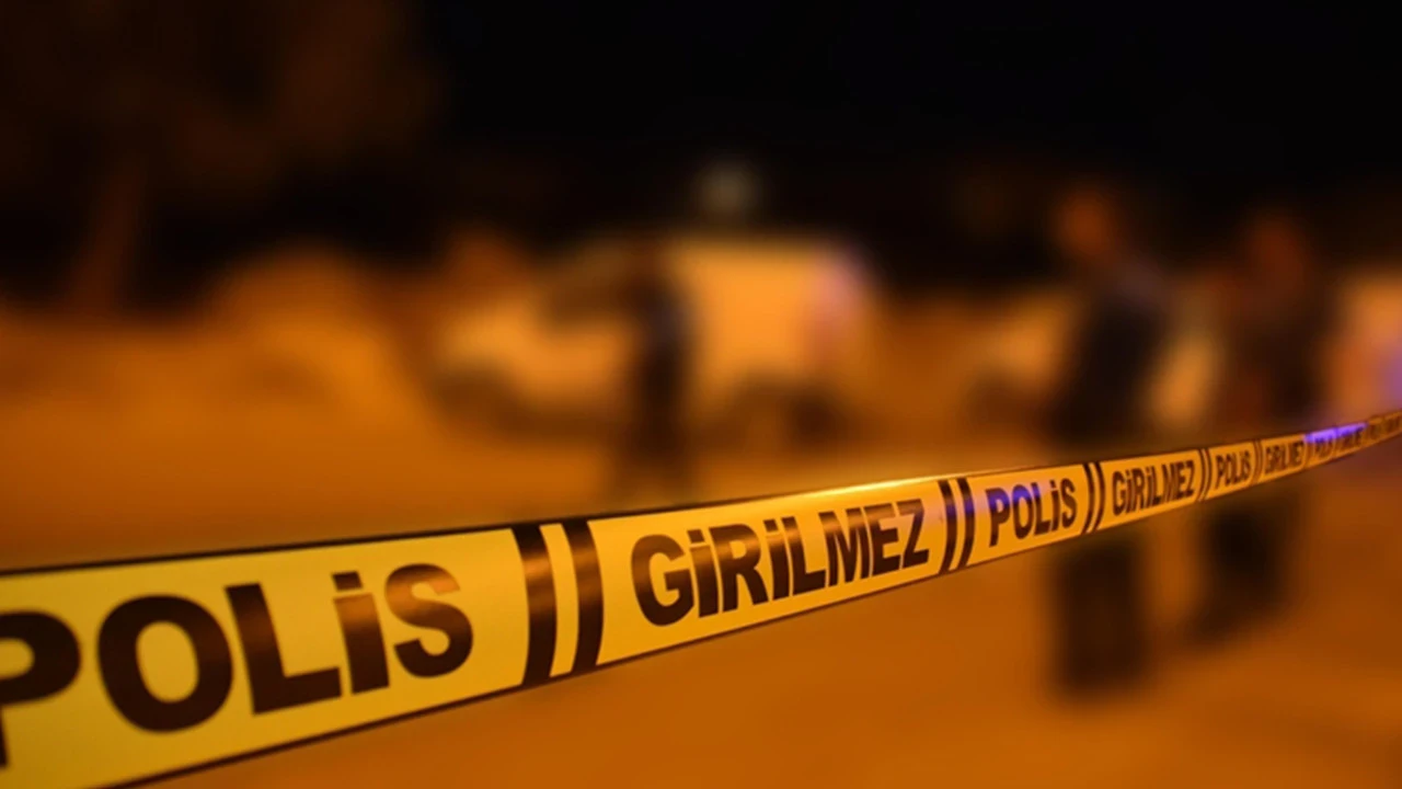 Atıyla birlikte girdiği gölette hayatını kaybetti