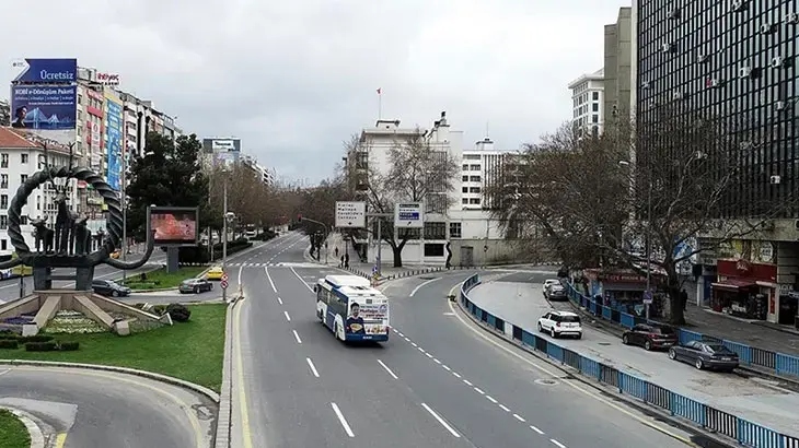 NATO ZİRVESİ KAPALI YOLLAR LİSTESİ 2026: 7-8 Temmuz Ankara'da hangi yollar kapalı? Valilik ve Emniyet duyurdu: İşte NATO Zirvesi nedeniyle kapatılacak caddeler ve sokaklar!