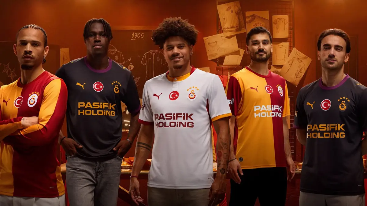 Galatasaray yeni sezon formalarını tanıttı!