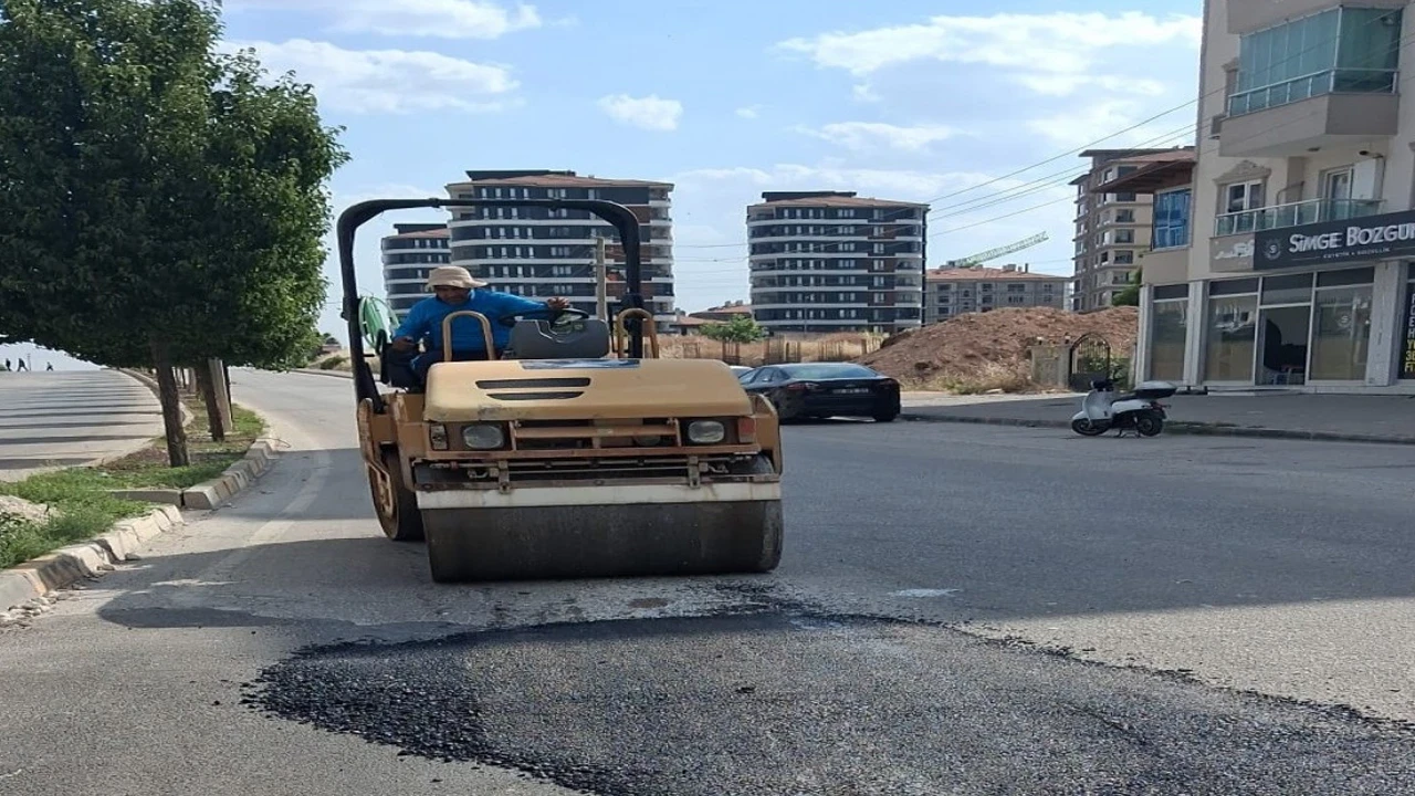 Adıyaman'da kazaya davetiye çıkaran çukur kapatıldı