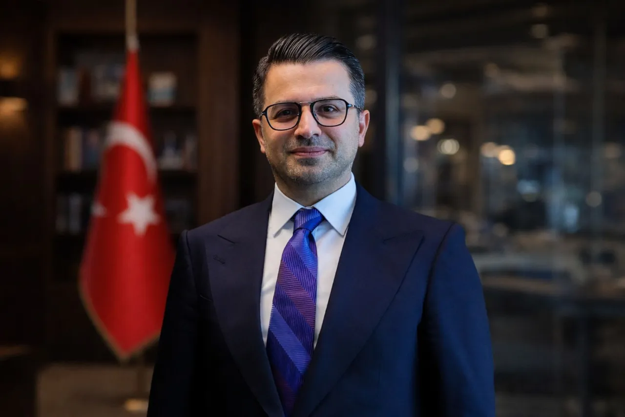 HEAŞ’tan Bizim Çocuklara tam destek: Sabiha Gökçen Havalimanı Hava Trafik Kontrol Kulesi kırmızı-beyaza bürünüyor