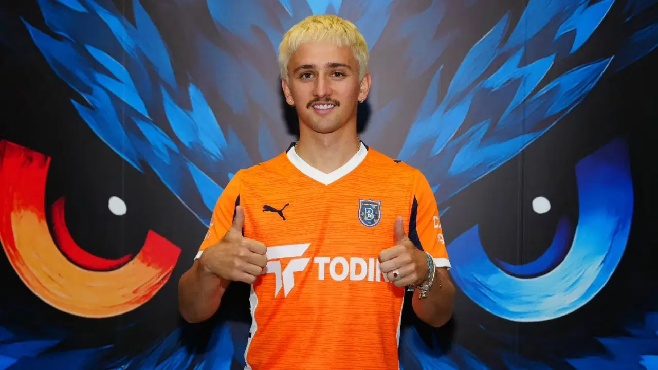 Başakşehir, Michal Karbownik transferini resmen açıkladı!