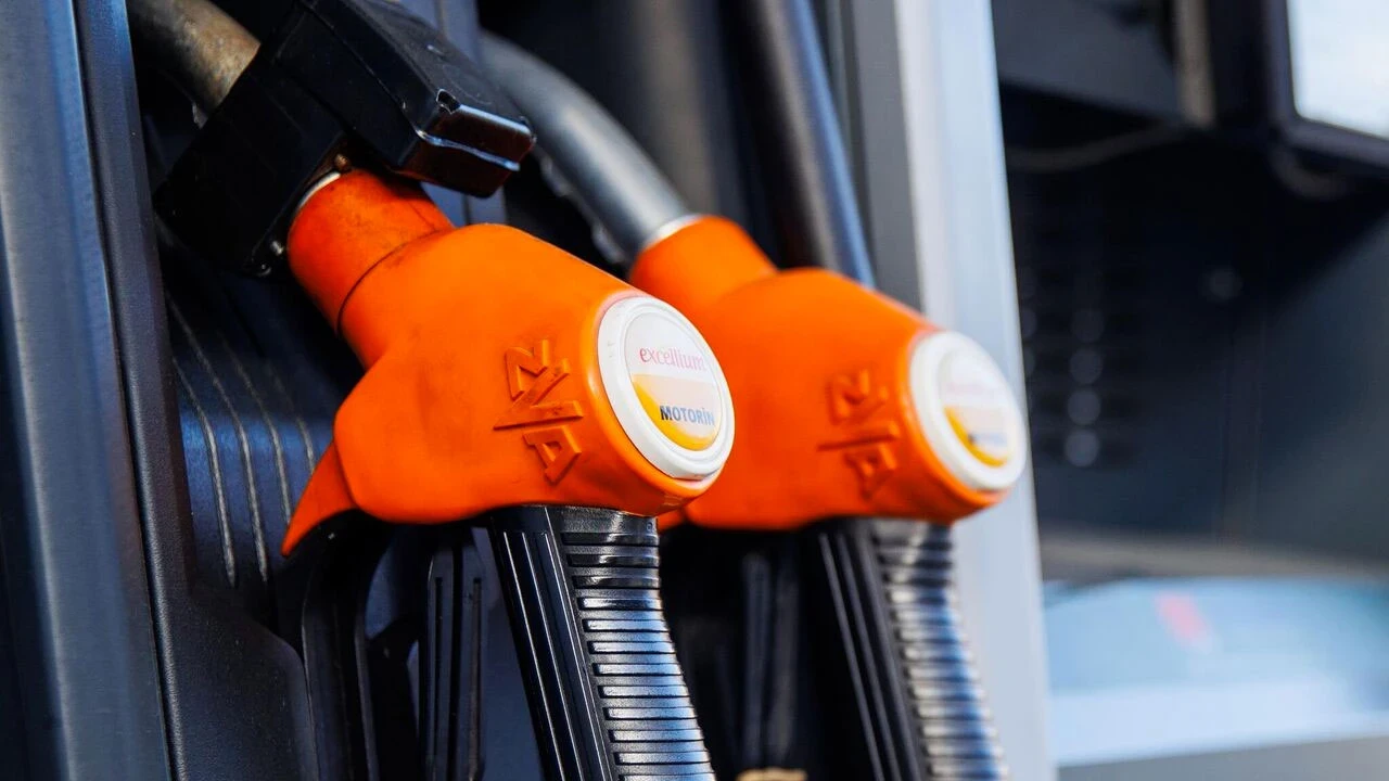 Motorine 11.90 benzine 8.38 TL devasa indirim! Eşel mobil kesintisi olacak