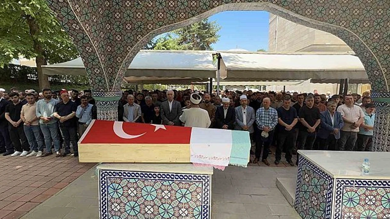 Kelkit Çayı'nda can veren gencin cenazesi toprağa verildi