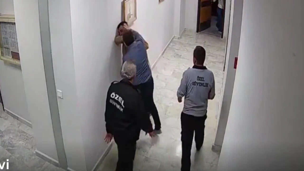 Personelini darp eden hastane müdürü açığa alındı