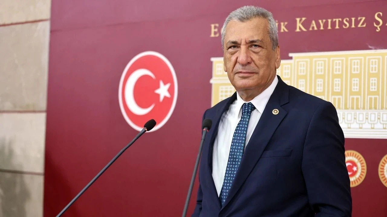 CHP'nin kasası canlı yayında itiraf etti! İşte troll hesaplara ödenen tutar