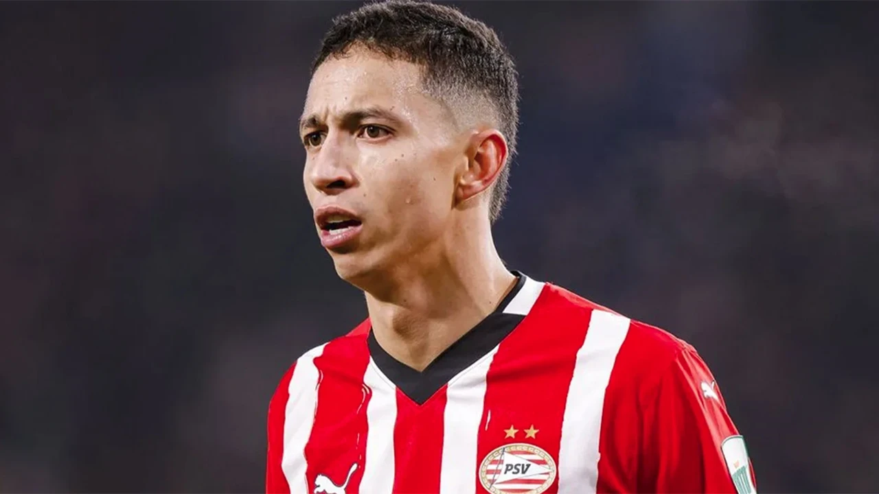 Hollanda basını: Mauro Junior, Fenerbahçe'yle anlaşmaya yakın