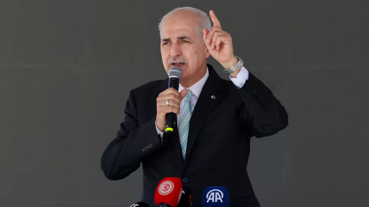 Kurtulmuş'tan Çanakkale'de seslendi: 'Düşmanlarımıza fırsat bırakmayacağız'