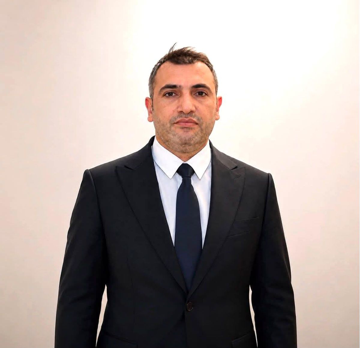 Şanlıurfa'da intihar girişiminde bulunan daire başkanı tedavi gördüğü hastanede hayatını kaybetti