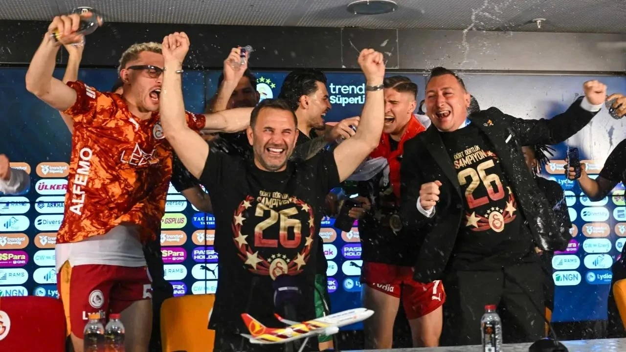 Okan Buruk Rekorlara Doymuyor! Hem Galatasaray'ın Hem de Süper Lig'in Zirvesinde