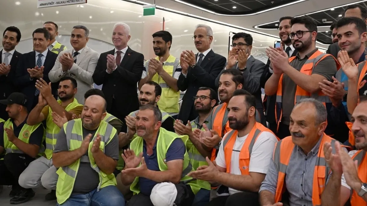 İstanbul Havalimanı'na ulaşım 30 dakikaya düşecek! Başkan Erdoğan yarın hizmete açacak