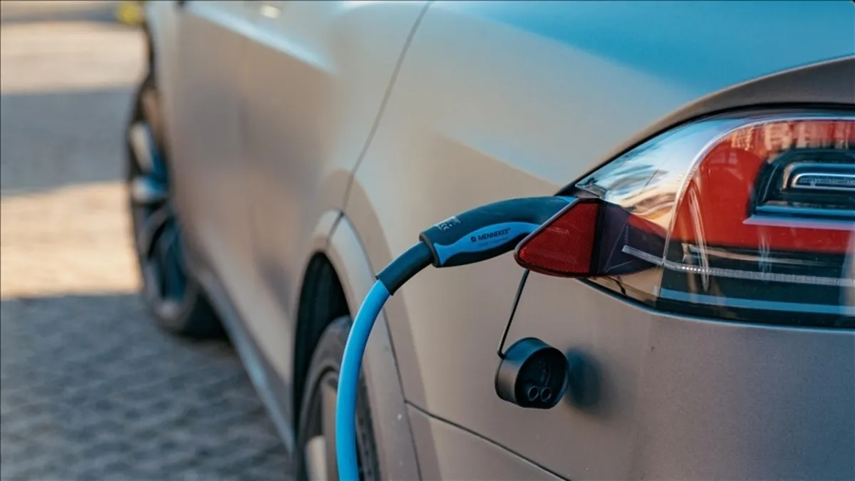 Türkiye’de elektrikli araç şarj altyapısı büyümeye devam ediyor: Soket sayısı 44 bini aştı