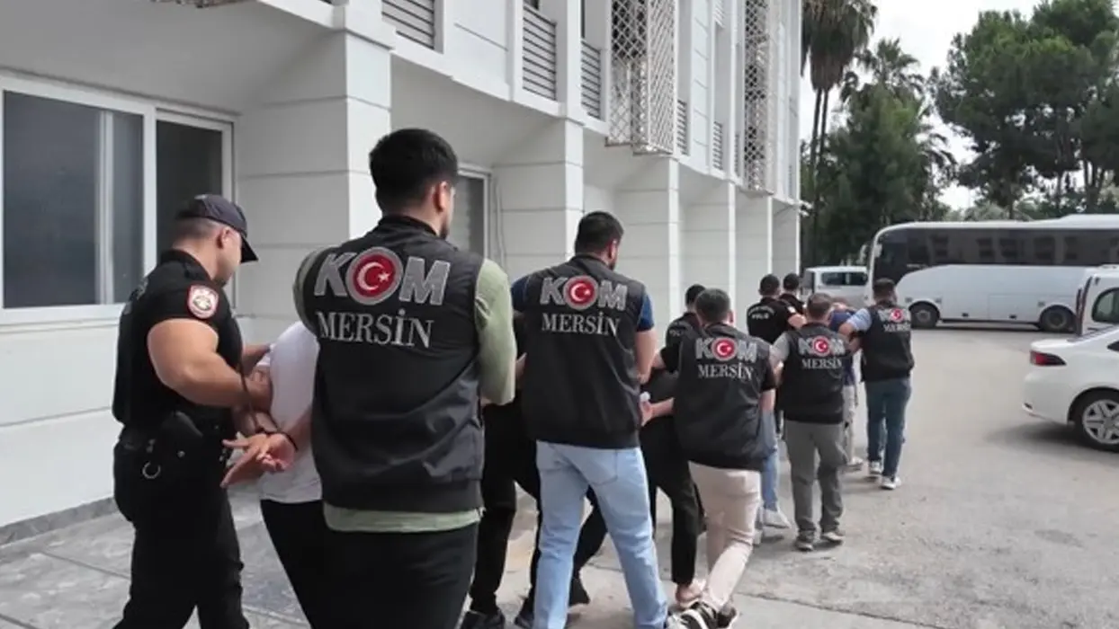 Mersin'de suç örgütüne darbe: Cezaevine gönderildiler