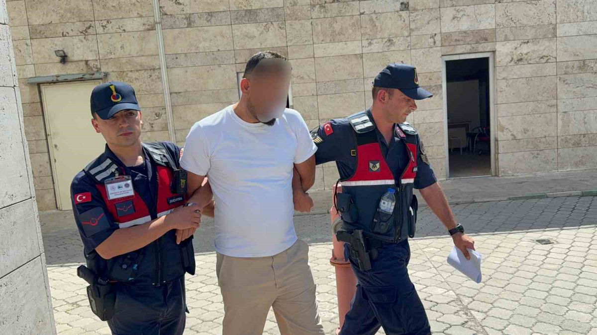 Canik'te Uyuşturucu Suçundan Aranan Şahıs Jandarma Tarafından Yakalanıp Tutuklandı