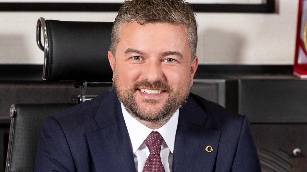 İzmir'de Buca Belediyesi'ne yolsuzluk operasyonunda yeni gelişme! Rüşvetle alınan binalar ve inşaatlar tek tek deşifre oldu