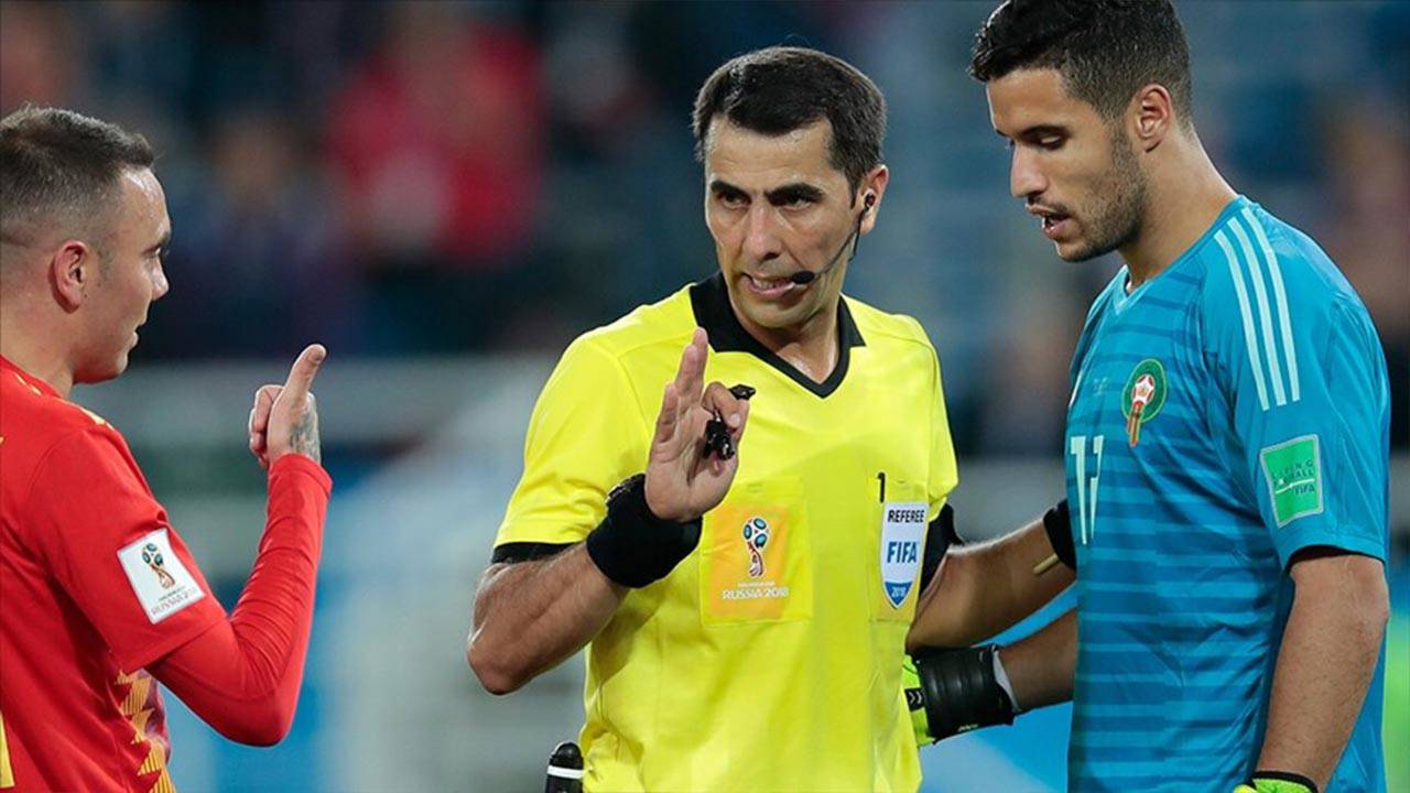 Dünya Kupası'nın en çok maç yöneten hakemi: Ravshan Irmatov