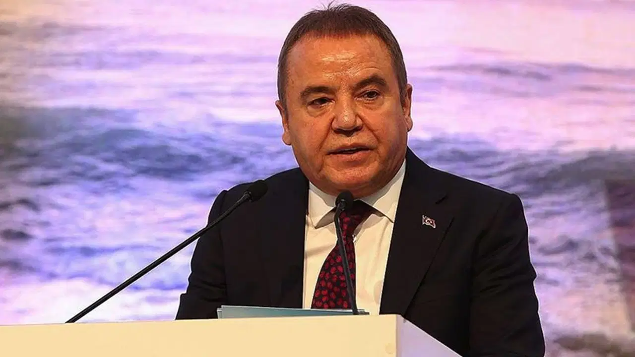 İtirafçı Muhittin Böcek, bu kez de Ferdi Zeyrek'i işaret etti: '950 bin Euro teslim ettim'