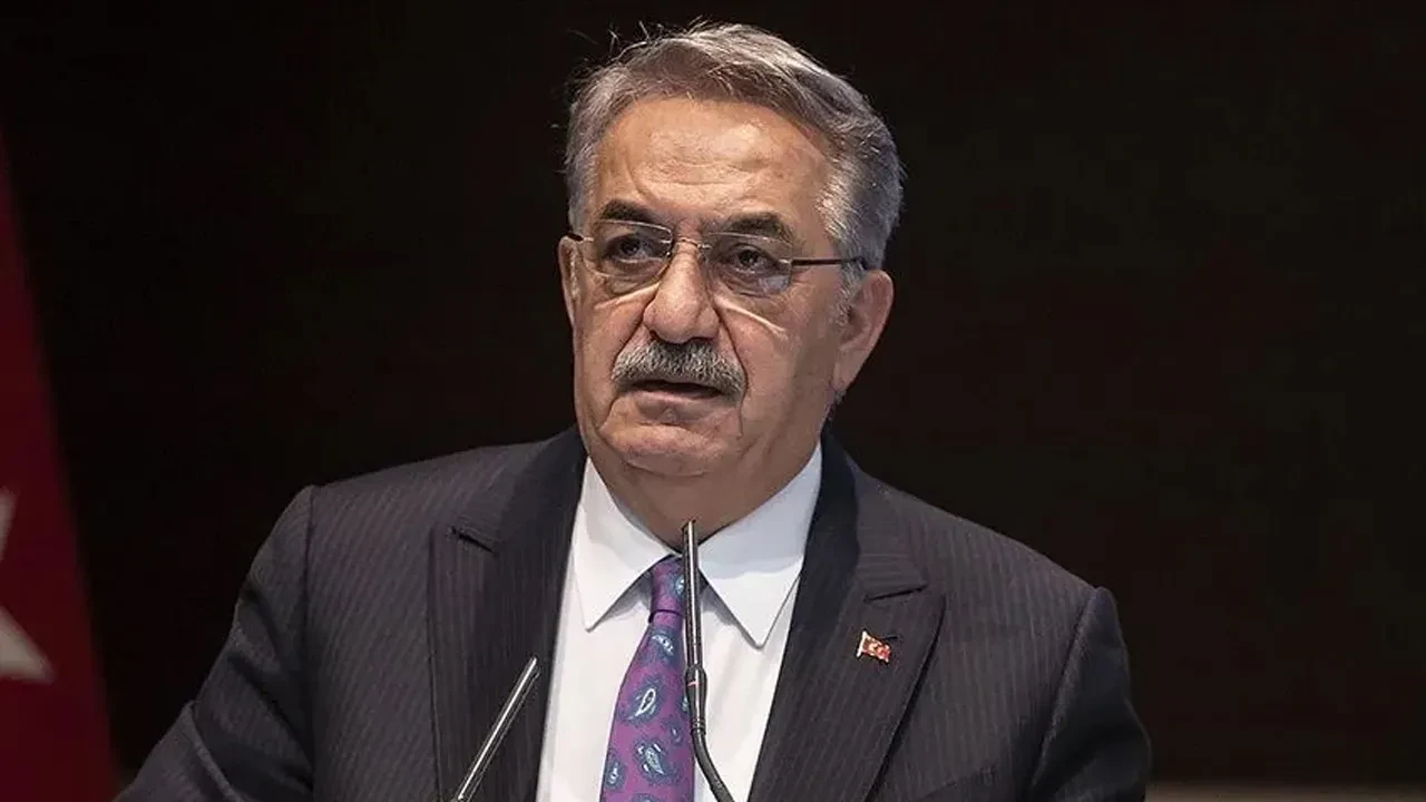 AK Partili Yazıcı'dan yeni anayasa için yol haritası! Önce Meclis'te uzlaşı, sonra referandum