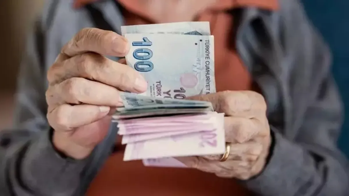 EMEKLİ ZAMMI 2026 SON DAKİKA I Emekli maaşı ek ödeme hesabı: SSK, Bağkur emeklisini ilgilendiriyor