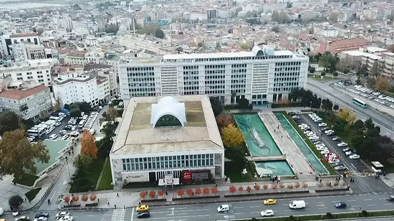 İBB'ye yönelik 'Yolsuzluk' davasında duruşmada görüntü ve ses kaydı alanlara soruşturma